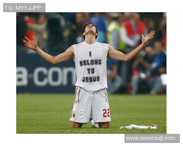 足球明星璀璨瞬间尽显风采的高光时刻回顾与分享